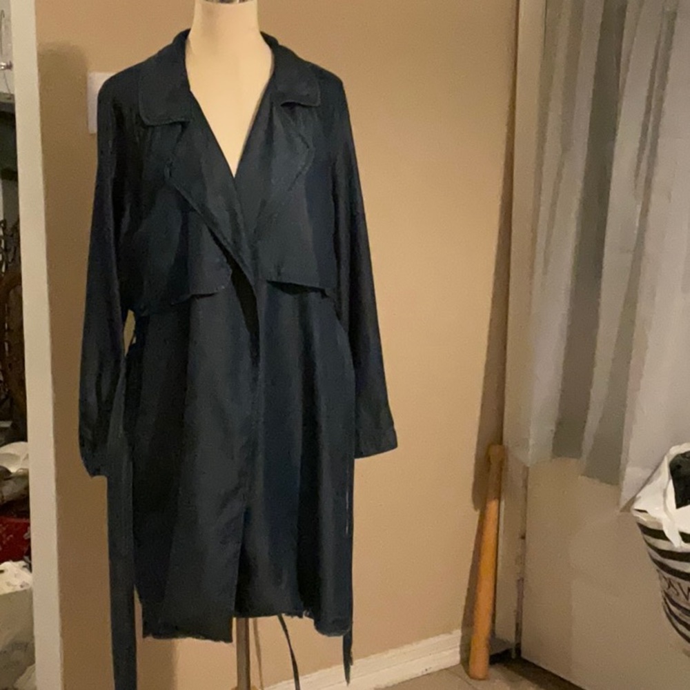 NWOT Cloth & Stone Navy Blue Denim (Tencel) Trench Coat Size M